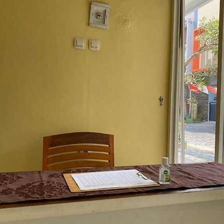 Rama Shinta Homestay Near Gembiral Loka Zoo Redpartner Yogyakarta Exterior photo